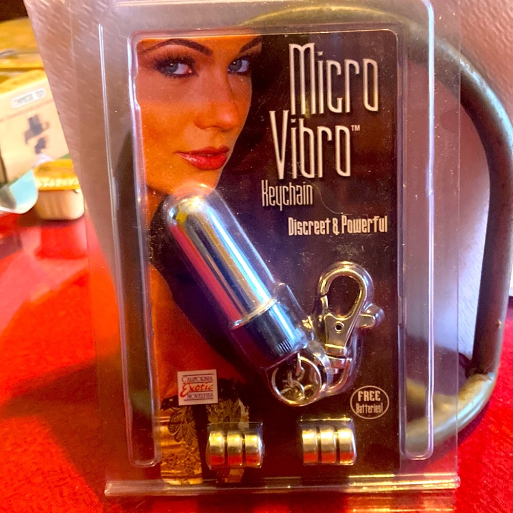 NWT Micro Vibro Keychain Discreet and Powerful